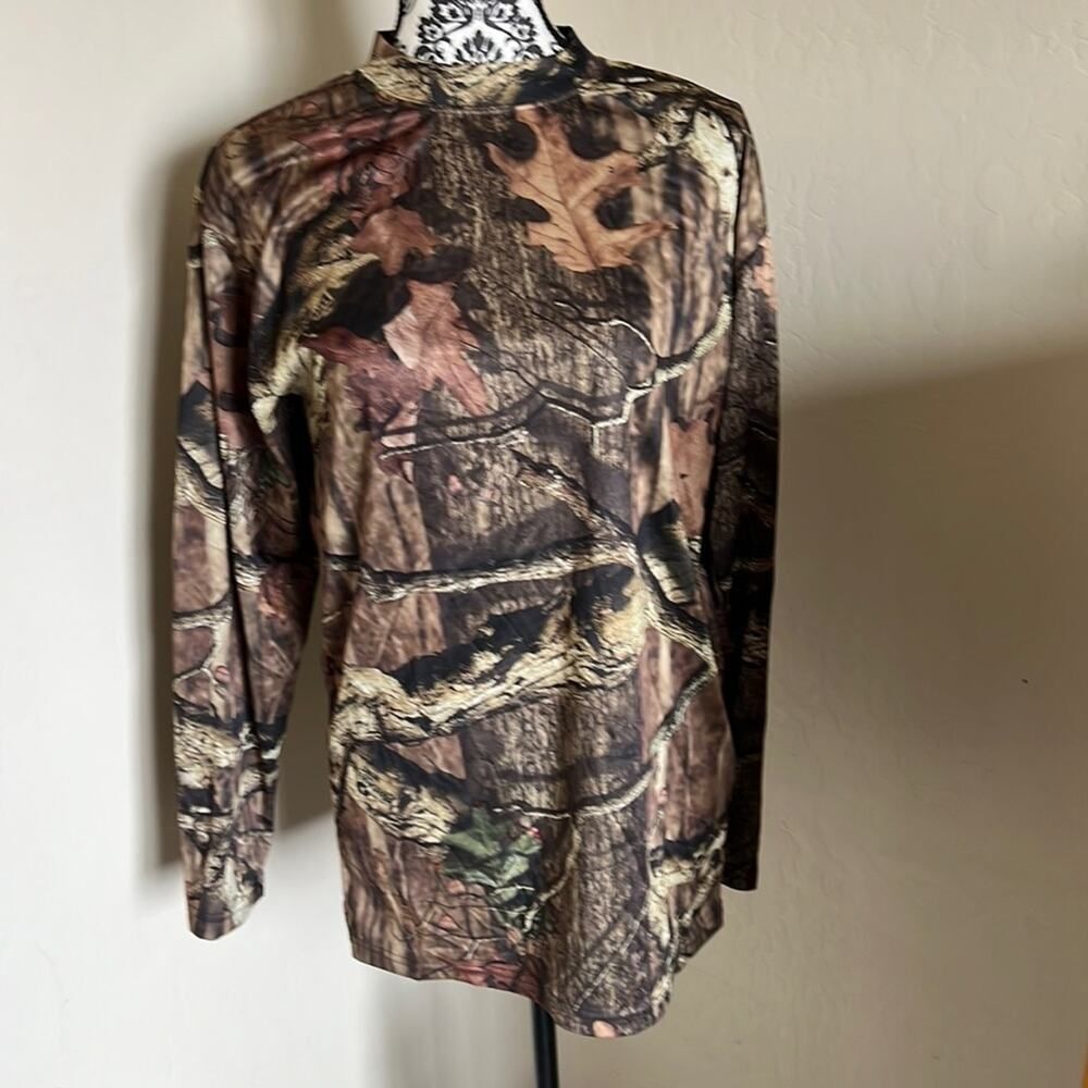 Camo long sleeve shirtp